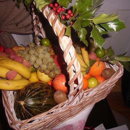 مبيت وإفطار روكمور Petit Grenier Douillet De Cathie المظهر الخارجي الصورة